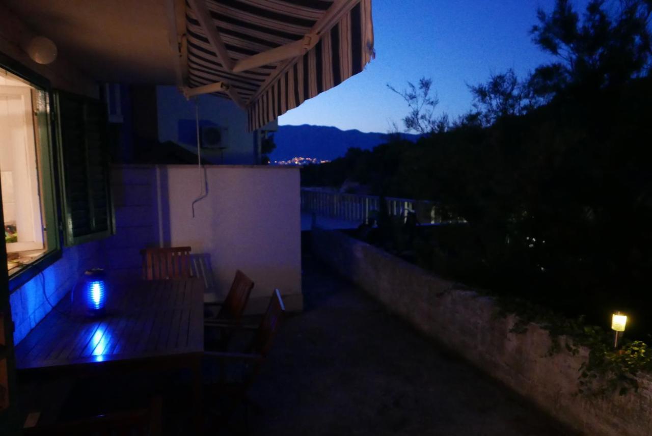 Vacation House "Pave" พอฟเลีย ภายนอก รูปภาพ