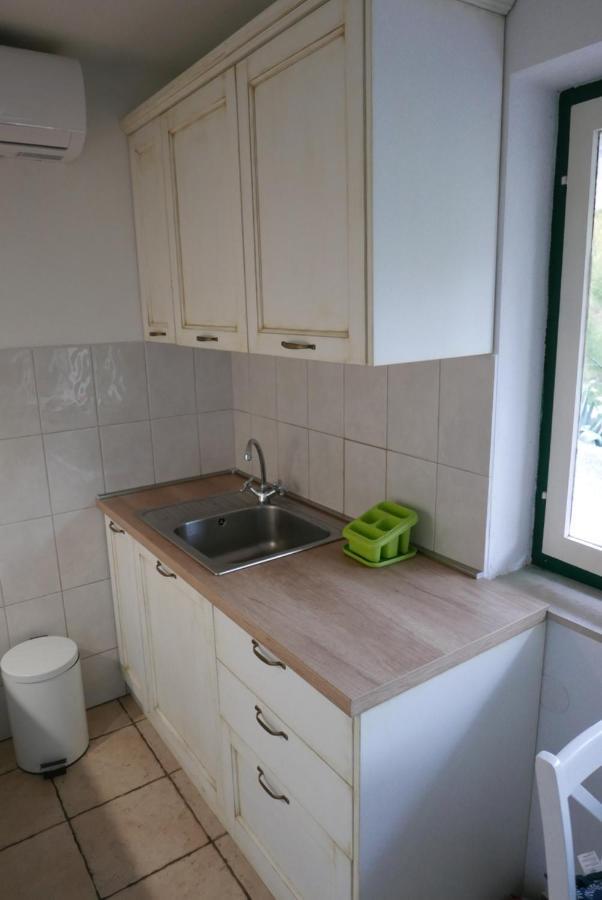 Vacation House "Pave" พอฟเลีย ภายนอก รูปภาพ