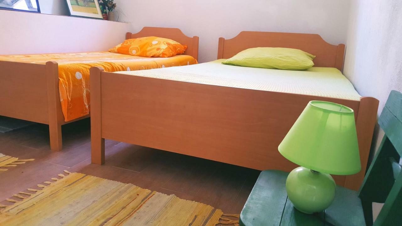 Vacation House "Pave" พอฟเลีย ภายนอก รูปภาพ